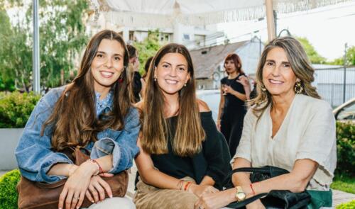 Camila Garay, Isidora Ruiz-Tagle y Lisette Jequier