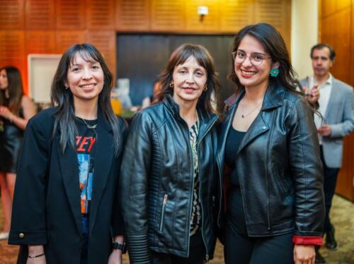 Daniela Sandoval, Dra. Pamela González y Natalia Véjar