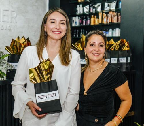 Fernanda Stevens y Viviana Canario