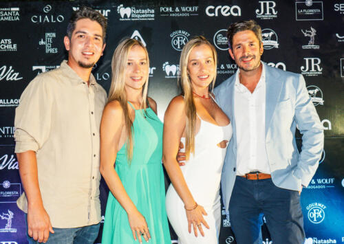 Miguel Padilla, Yeniffer y Yenire de Sousa junto a Marco Guevara